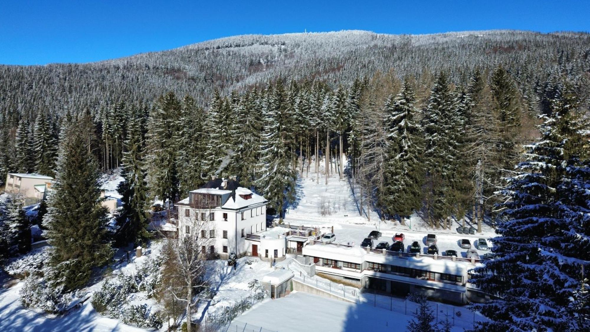 Hotel Bedriska Wellness Resort & Spa Špindlerŭv Mlýn Kültér fotó
