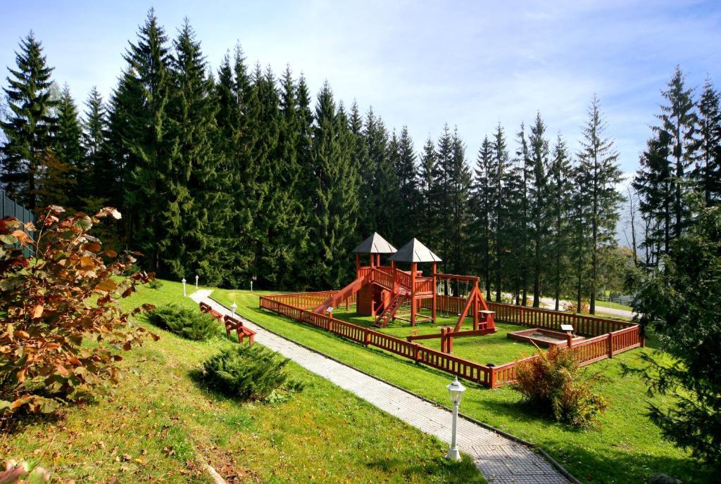 Hotel Bedriska Wellness Resort & Spa Špindlerŭv Mlýn Kültér fotó
